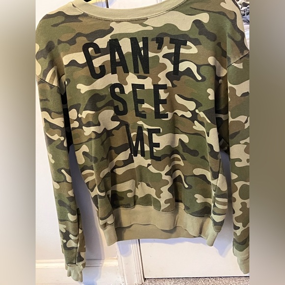 Bundle of clothes - Picture 1 of 3